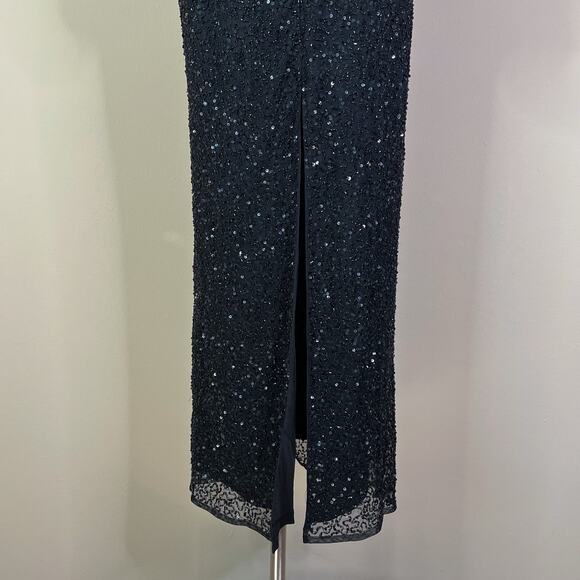 NEW Mac Duggal | Black Floral Long Sleeve High Neck Beaded Gown Formal Dress NWT - Picture 9 of 12